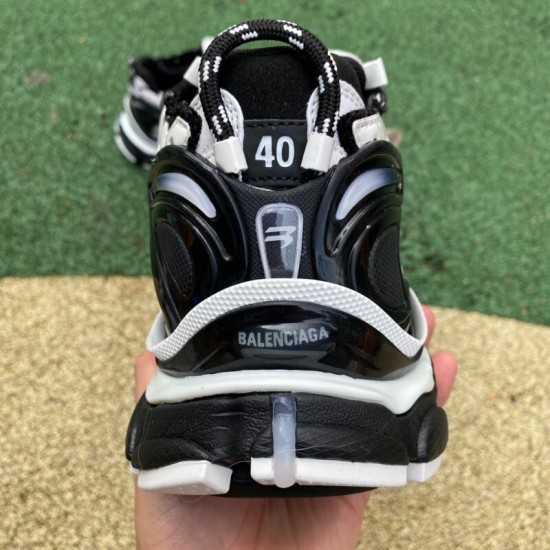 Ba1en*iaga Runner - BR038