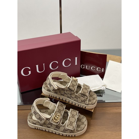 Gvc*1 SANDALS ADG001