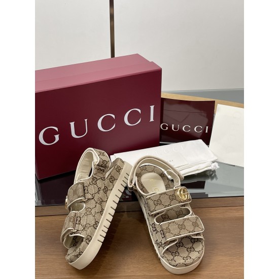 Gvc*1 SANDALS ADG001