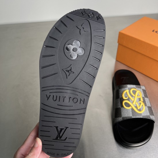 L-CROSSKICK-V SLIDES LLL022