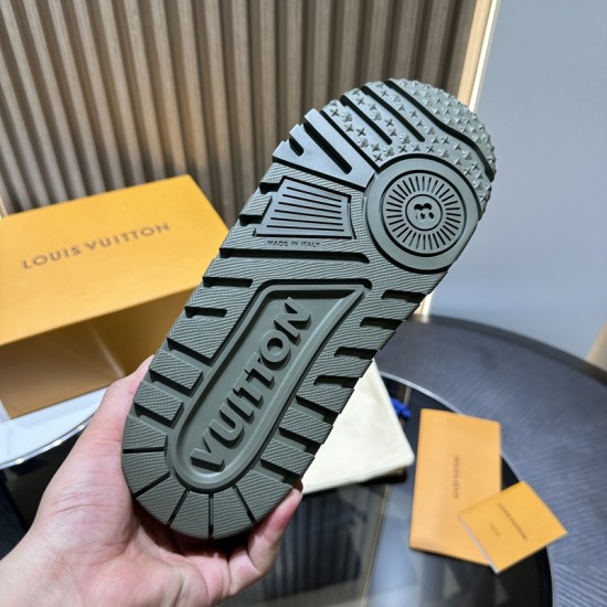 L0uis V*1t*on Sneaker - LL094