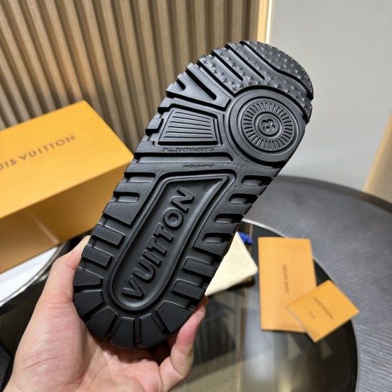 L0uis V*1t*on Sneaker - LL092