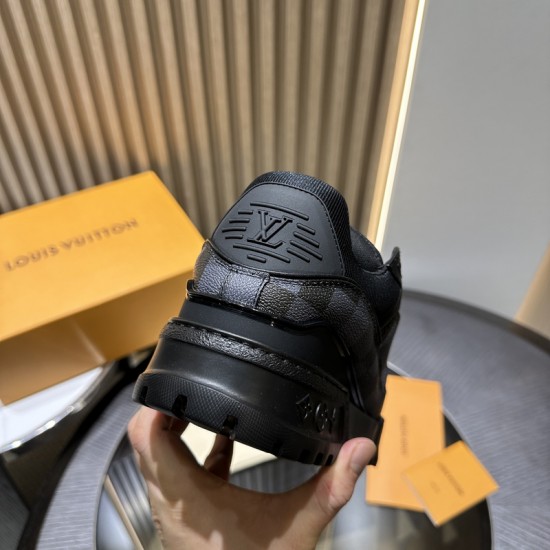 L0uis V*1t*on Sneaker - LL092