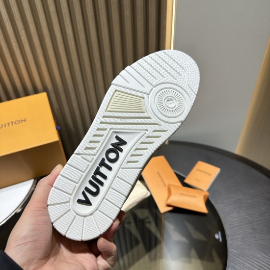 L0uis V*1t*on Sneaker LL046