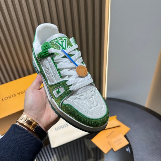 L0uis V*1t*on Sneaker LL038