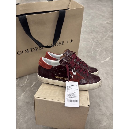 GOLDEN GOOSE SNEAKERS GO033