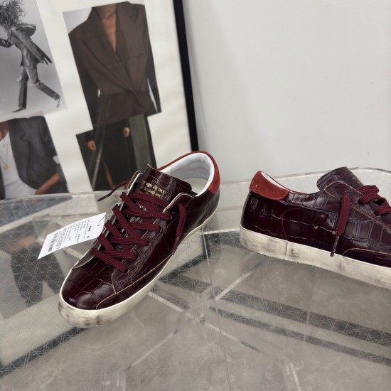 GOLDEN GOOSE SNEAKERS GO033