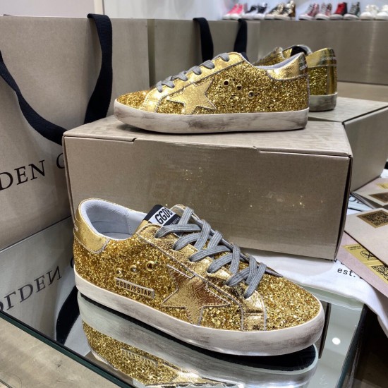 GOLDEN GOOSE SNEAKERS GO029