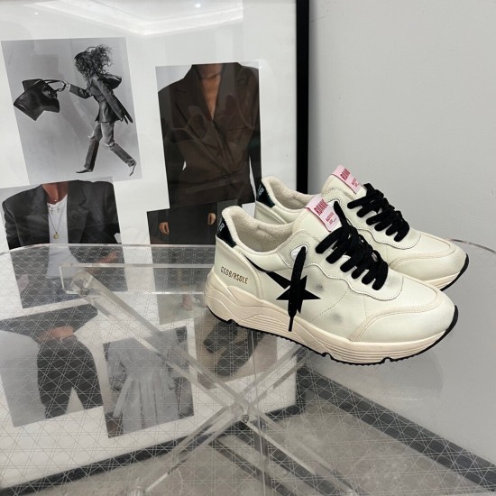 GOLDEN GOOSE SNEAKERS GO026