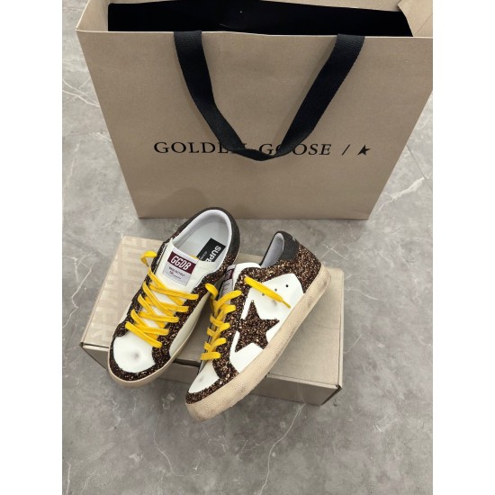 GOLDEN GOOSE SNEAKERS GO023