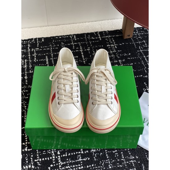 B0T*EGA VENE*A SNEAKERS BV033