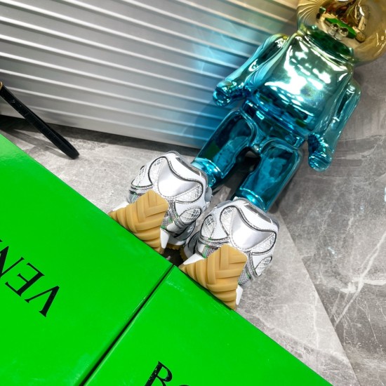 B0T*EGA VENE*A SNEAKERS BV030