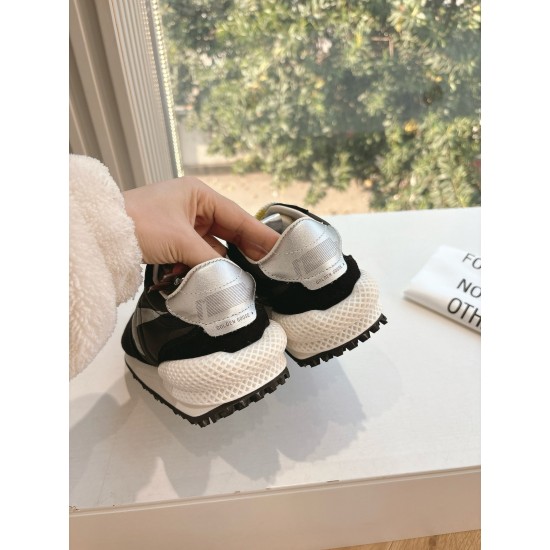 GOLDEN GOOSE SNEAKERS GO014