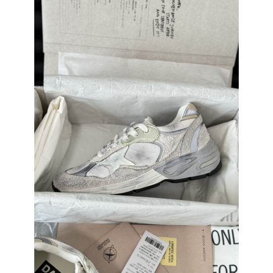 GOLDEN GOOSE SNEAKERS GO009