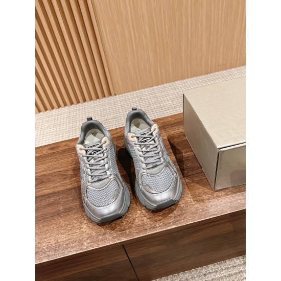 GOLDEN GOOSE SNEAKERS GO007