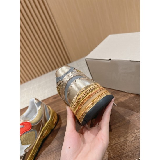 GOLDEN GOOSE SNEAKERS GO002