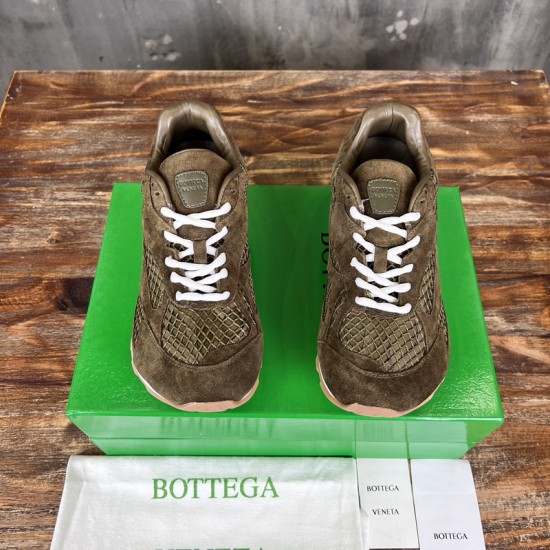 B0T*EGA VENE*A SNEAKERS BV022
