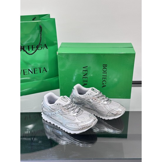 B0T*EGA VENE*A SNEAKERS BV021