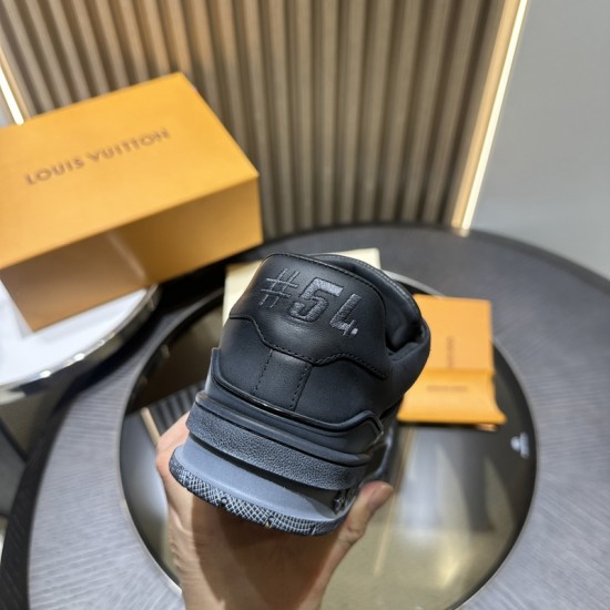 L0uis V*1t*on Sneaker LL035