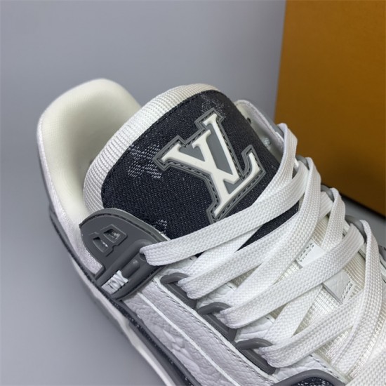 L0uis V*1t*on Sneaker LL033