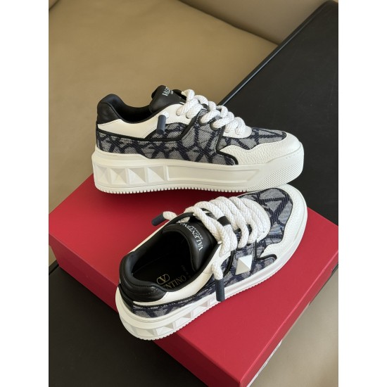 Va1e*ntin0 SNEAKERS VSD031