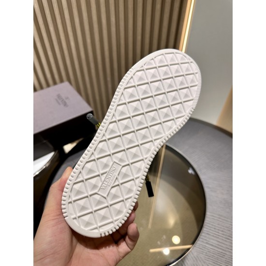 Va1e*ntin0 SNEAKERS VSD029