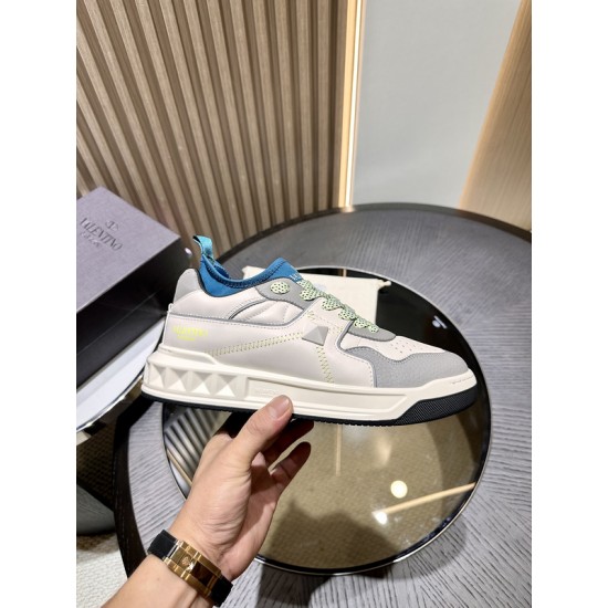 Va1e*ntin0 SNEAKERS VSD024