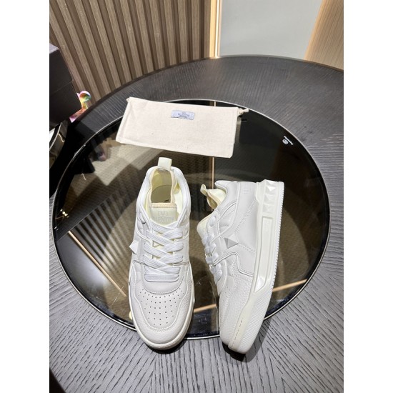 Va1e*ntin0 SNEAKERS VSD022