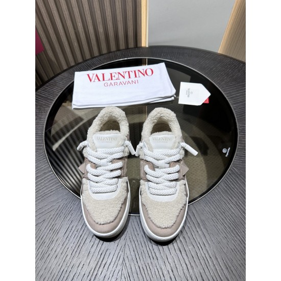 Va1e*ntin0 SNEAKERS VSD017