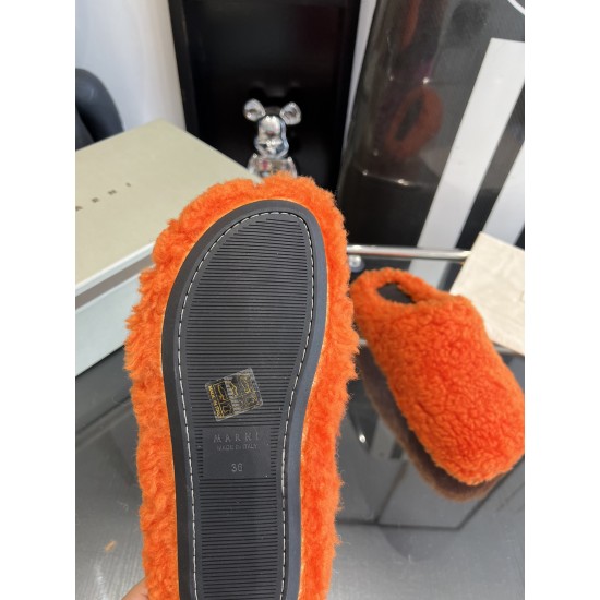 MARNI SLIDES MA010