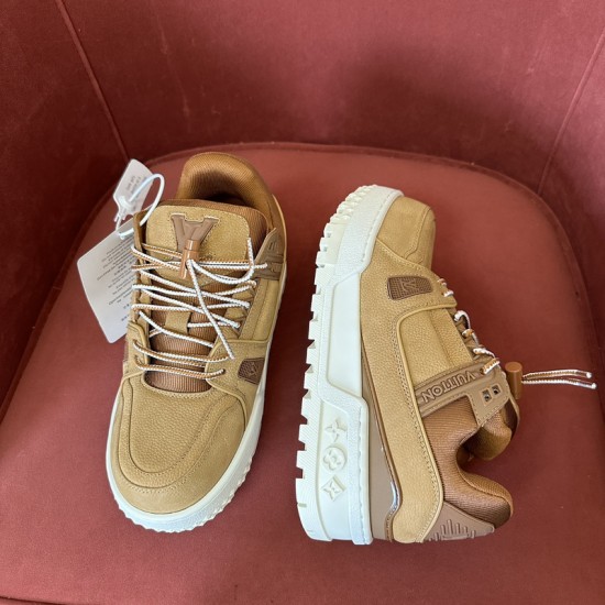 L0uis V*1t*on Sneaker - LL084