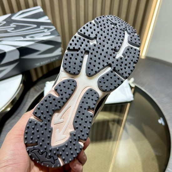 Off White sneakers OFF-012