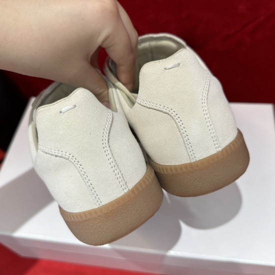 Ma1s0n Marg*e1a Sneakers MM021