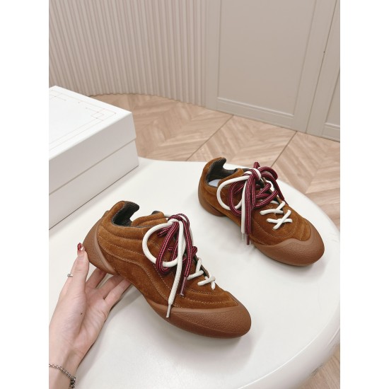 Mcqv*en sneakers - MC056