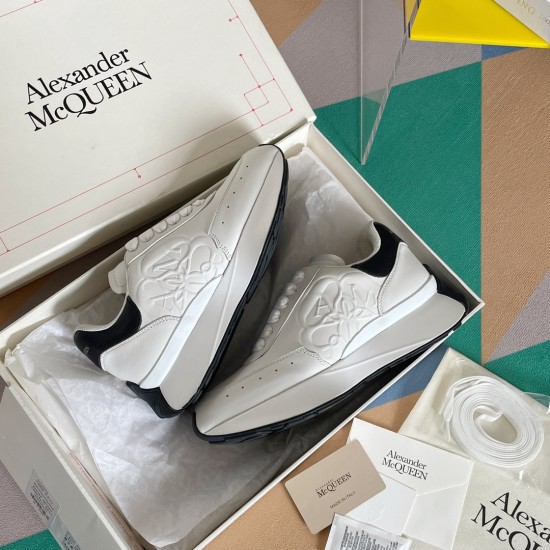 Mcqv*en sneakers - MC052