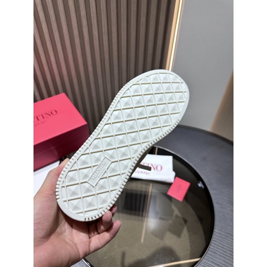 Va1e*ntin0 SNEAKERS VSD014
