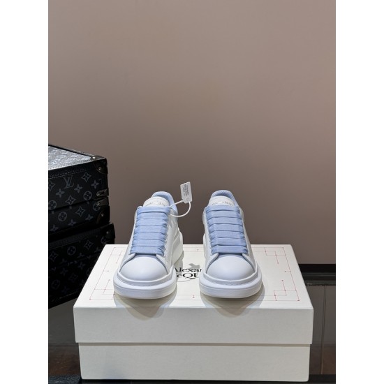 Mcqv*en sneakers - MC043