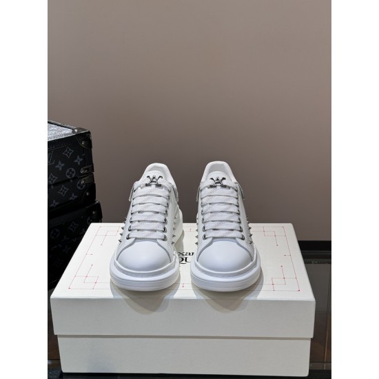 Mcqv*en sneakers - MC042