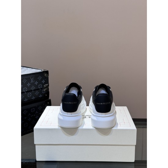 Mcqv*en sneakers - MC041