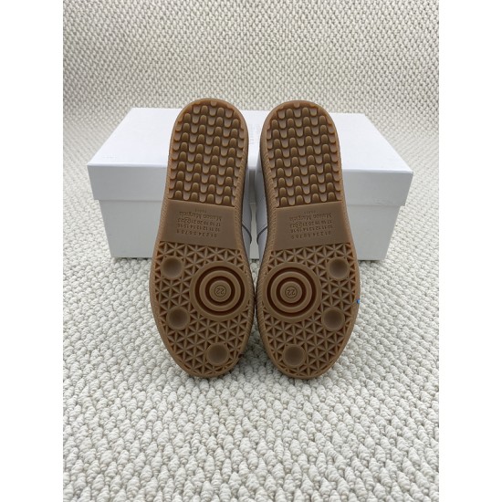 Ma1s0n Marg*e1a Sneakers MM001