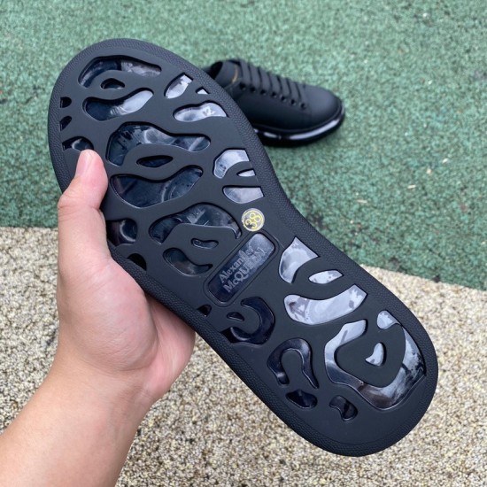 Mcqv*en sneakers - MC029