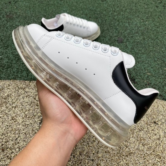 Mcqv*en sneakers - MC028