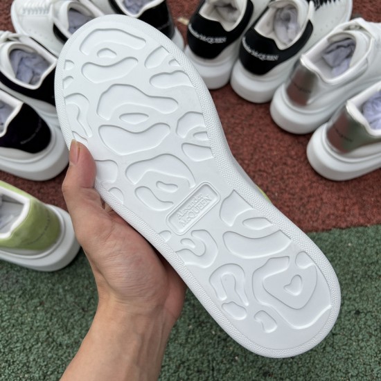 Mcqv*en sneakers - MC024