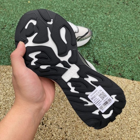 Mcqv*en sneakers - MC013