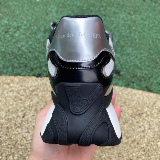 Mcqv*en sneakers - MC013