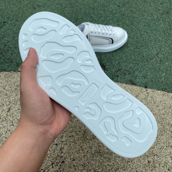 Mcqv*en sneakers - MC008