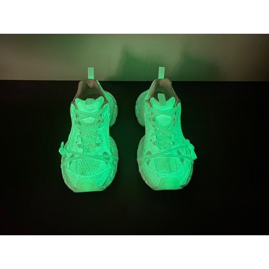 Ba1en*iaga 3XL Sneakers BLL-001