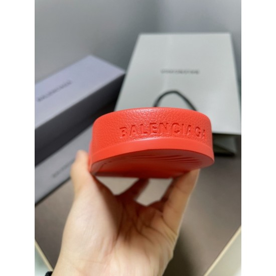 Ba1en*iaga Slippers BBS-006