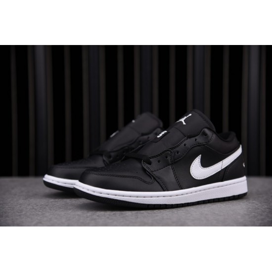 Jordan 1 Low Black White (Women